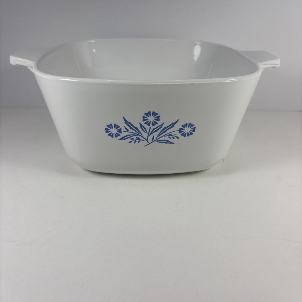 Vintage Corning Ware Blue Cornflower P-1 3/4-B Casserole Dish 1 3/4 Qt.  No lid